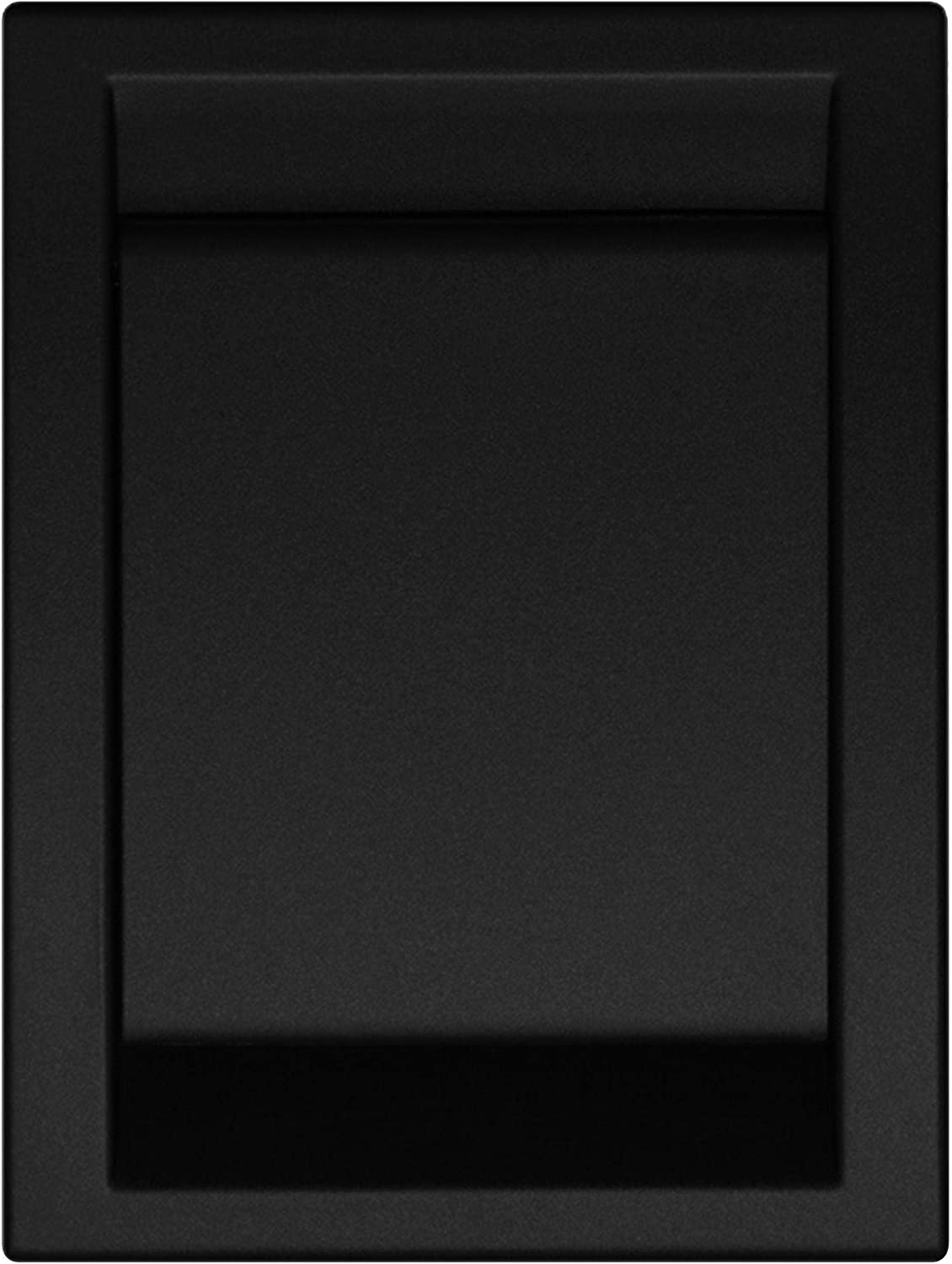 Vysávačová zásuvka MAGNUM - farba čierna. Vysoká odolnosť a kvalita.