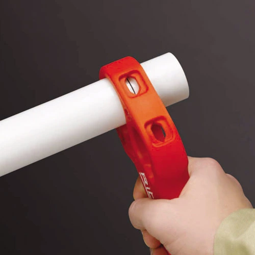 Rezačka potrubia pre centrálne vysávanie (2" - 50,8 mm) s automatickým odhranením.